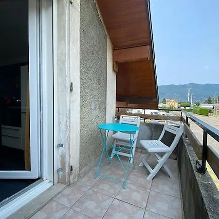 L Aixquis Chaleureux Et Moderne 2 Etoiles Aix-les-Bains
